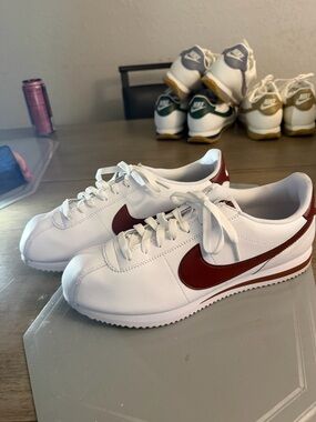 Nike White Sneakers with Burgundy Swoosh